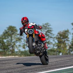 Monster-SP-03.jpg