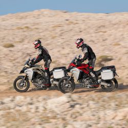 77-MULTISTRADA-1260-ENDURO_UC68202_High.jpg